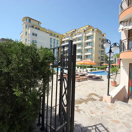 Appartamento Menada Sea Regal